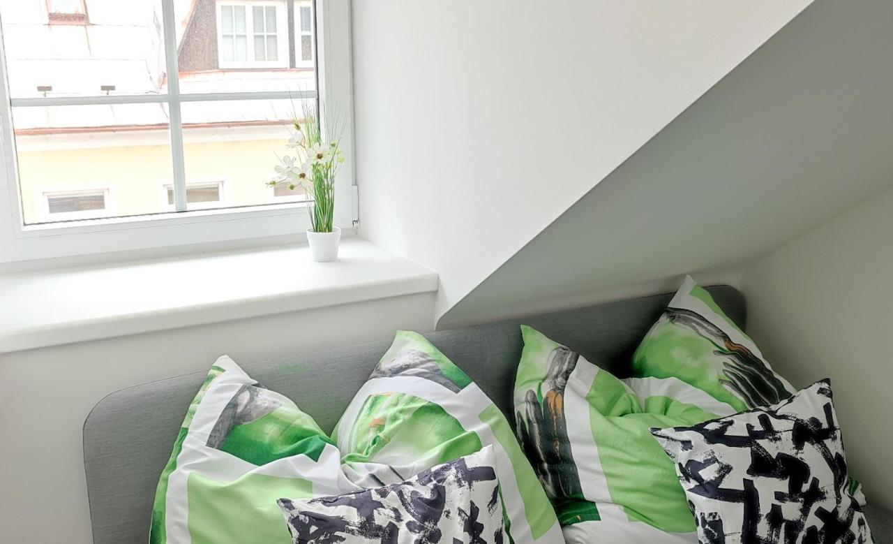 Apartman - Cafe Princ Pod Hradem Wifi, Klima Sternberk Ngoại thất bức ảnh