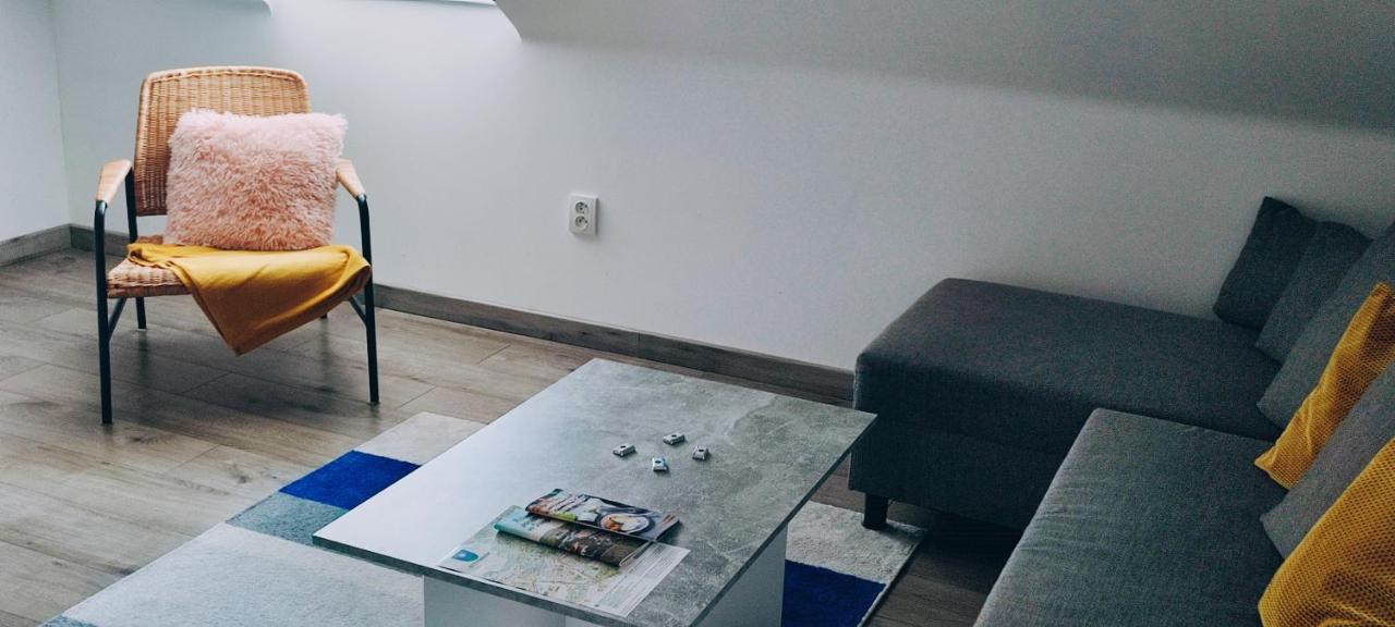 Apartman - Cafe Princ Pod Hradem Wifi, Klima Sternberk Ngoại thất bức ảnh
